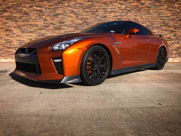 2017 Nissan GT-R for Sale - (TX)